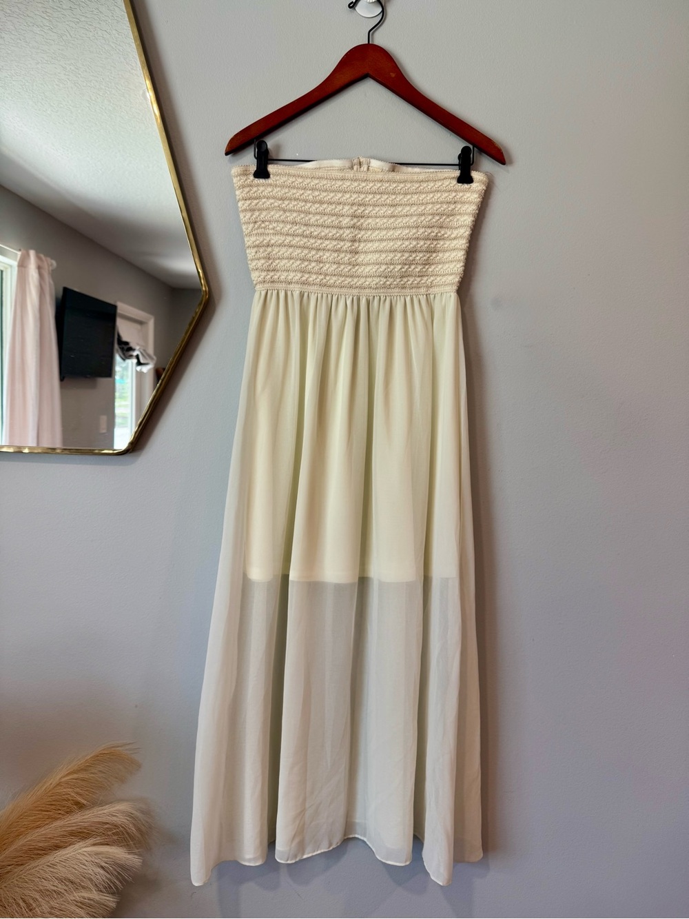 Annabelle Cream Strapless Chiffon Maxi Dress Sz Large
